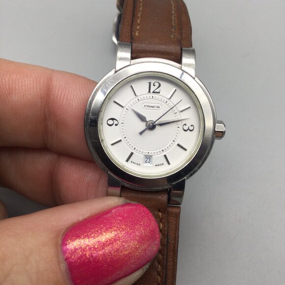Coach Watch Women 26mm Silver Tone Swiss Leather Band Date 6.461.111 New Battery main image 7